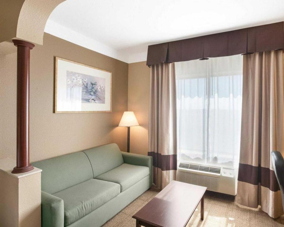 Comfort Suites Plainview Kültér fotó