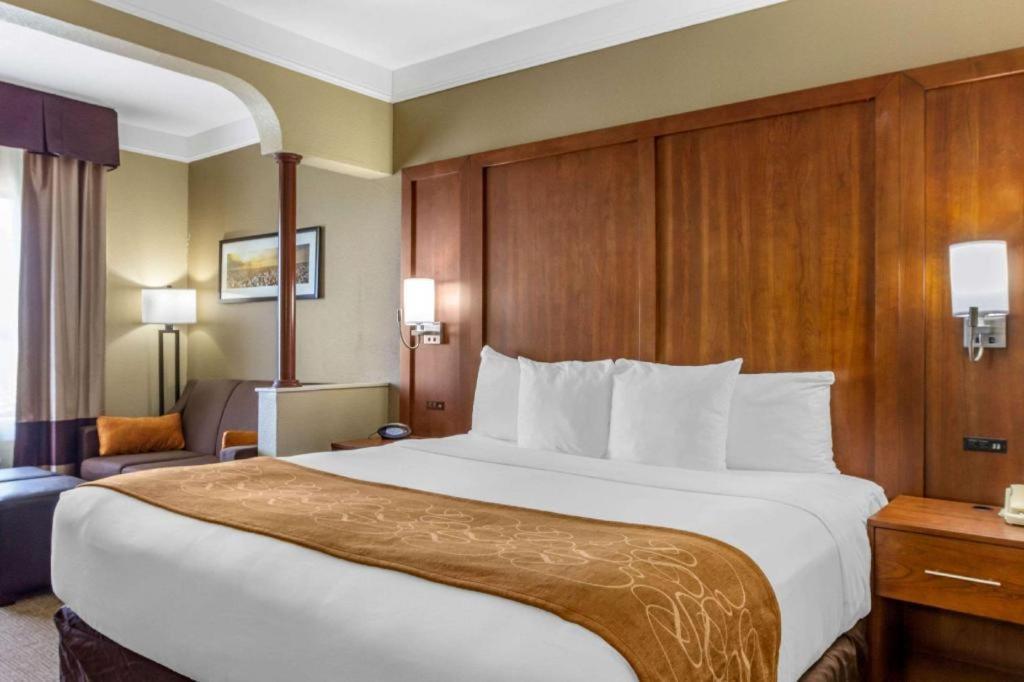 Comfort Suites Plainview Kültér fotó